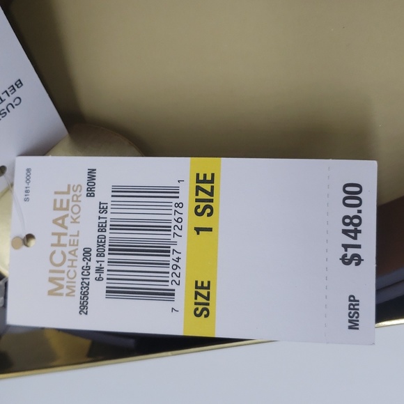 Michael Kors 6 In 1 Reversible Belt Set - Picture 12 of 12